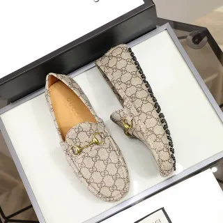 Gucci Horsebit 1955 Beige GG Monogram مكاسين