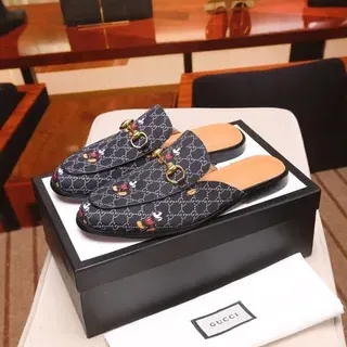 Gucci Horsebit 1955 黑色 GG Monogram 花卉刺绣 乐福鞋