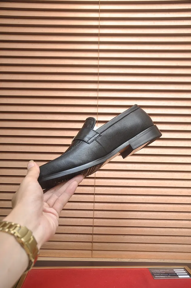 Gucci Horsebit 1955 Black Ostrich-Embossed Leather Loafers 5