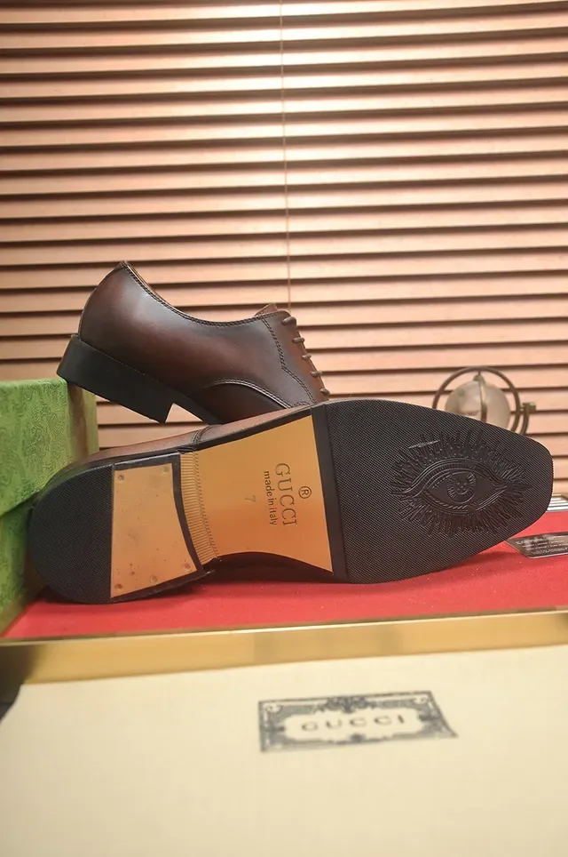 Gucci Horsebit 1955 Brown Beige Polished Leather Cap Toe Oxford Shoes 3
