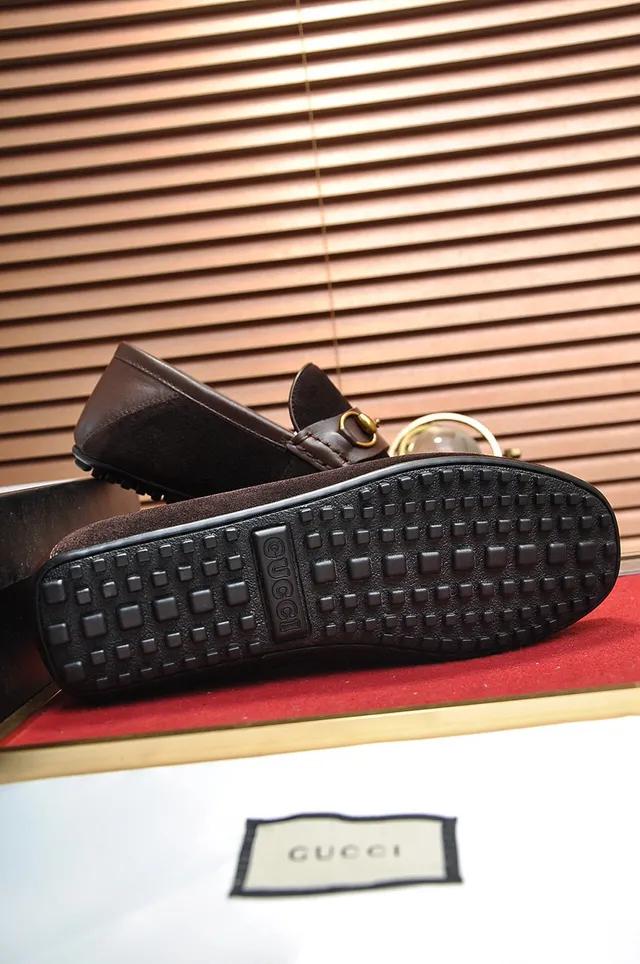 Gucci Horsebit 1955 বাদামি সuede লোফার 4