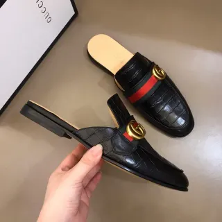 Gucci Horsebit 1955 Croc-Embossed 黑色乐福鞋