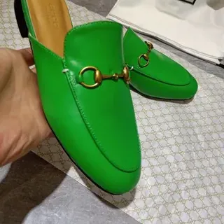 Gucci Horsebit 1955 绿色皮革 Horsebit 乐福鞋