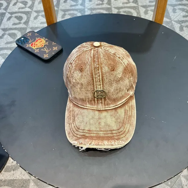 Gucci Interlocking G Logo distressed ভেলভেট বেসবল ক্যাপ 2