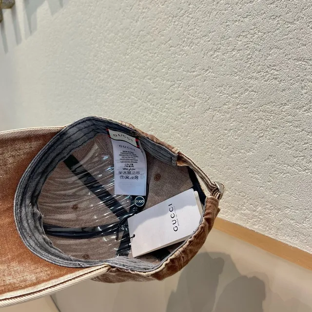 Gucci Interlocking G Logo distressed ভেলভেট বেসবল ক্যাপ 9