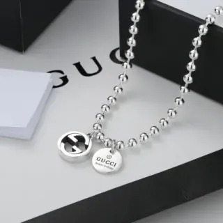 Collier Gucci Interlocking G Chaîne à boules argent
