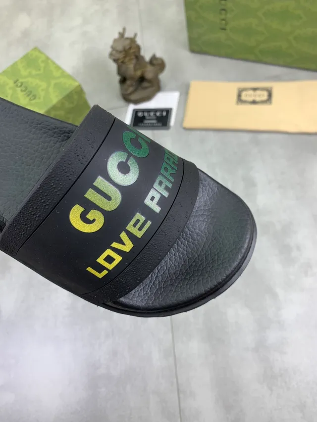 Gucci Love Paradise Black Gradient Logo Slide Slippers 3