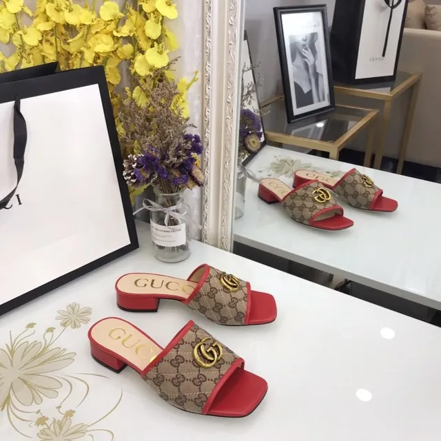 Gucci Red Beige Monogram Canvas Double G Hardware Slippers 6