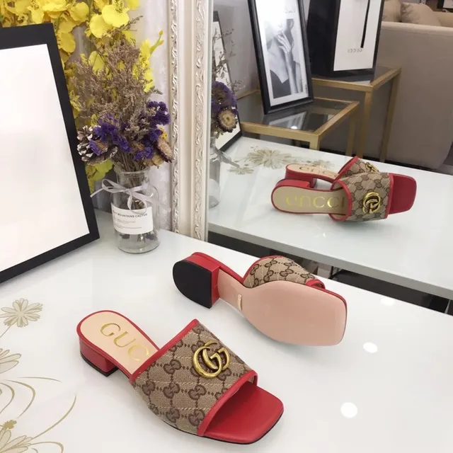 Gucci Red Beige Monogram Canvas Double G Hardware Slippers 8
