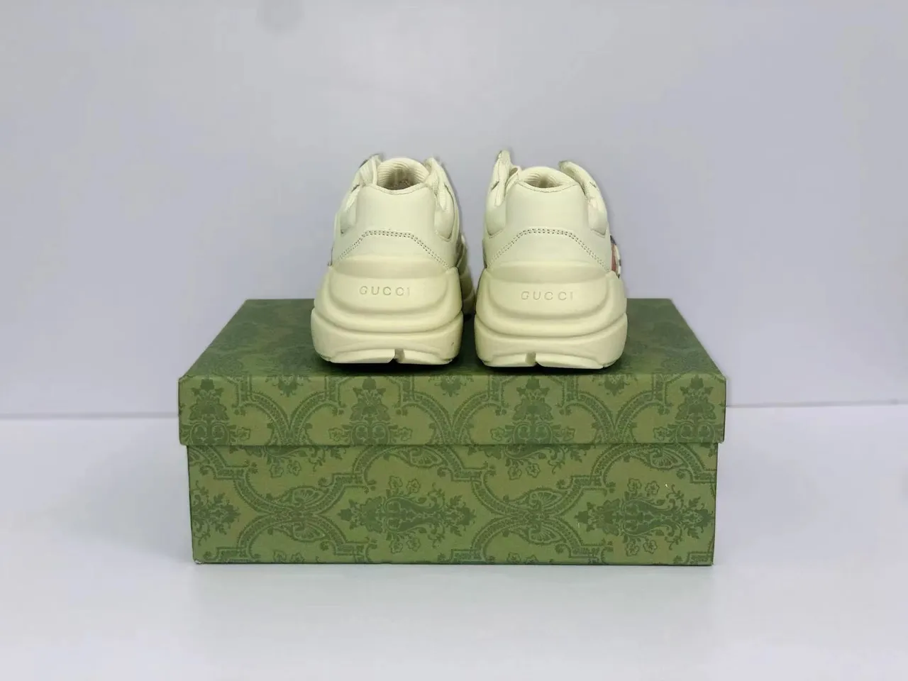 Gucci Rhyton Zapatillas Chunky con Bordado Mickey Mouse 5