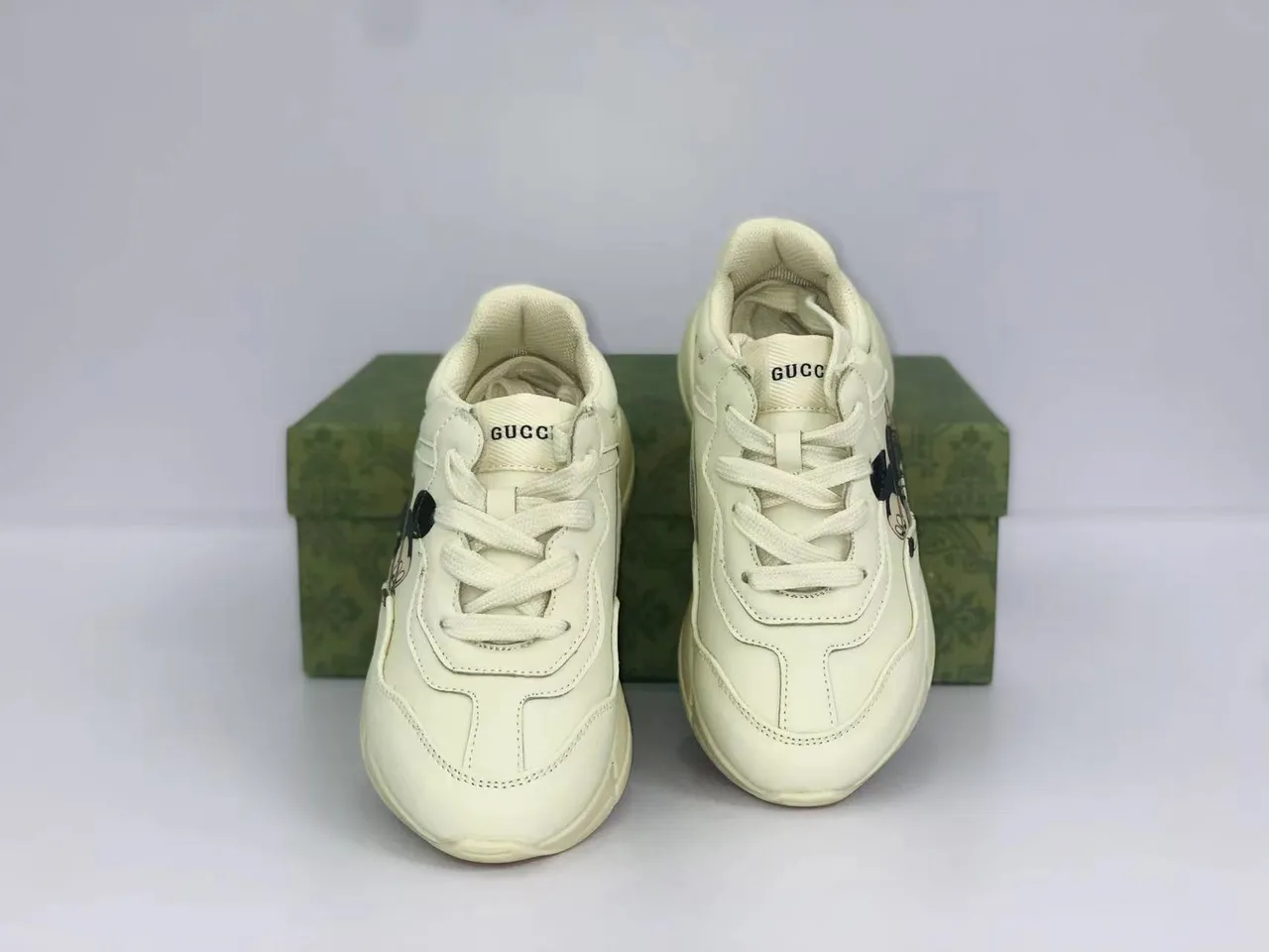 Gucci Rhyton Zapatillas Chunky con Bordado Mickey Mouse 6