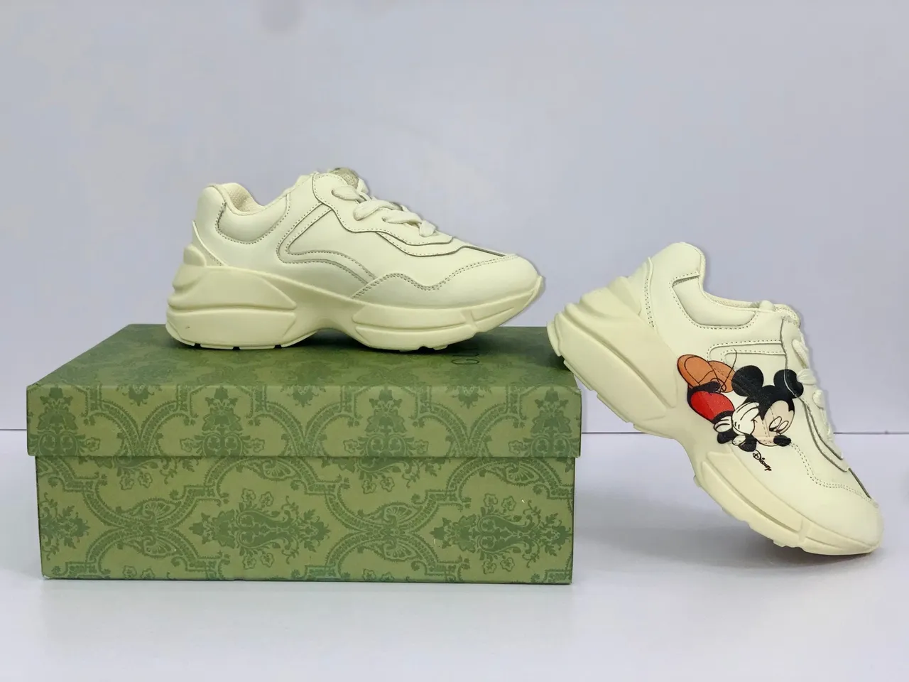 Gucci Rhyton Zapatillas Chunky con Bordado Mickey Mouse 8