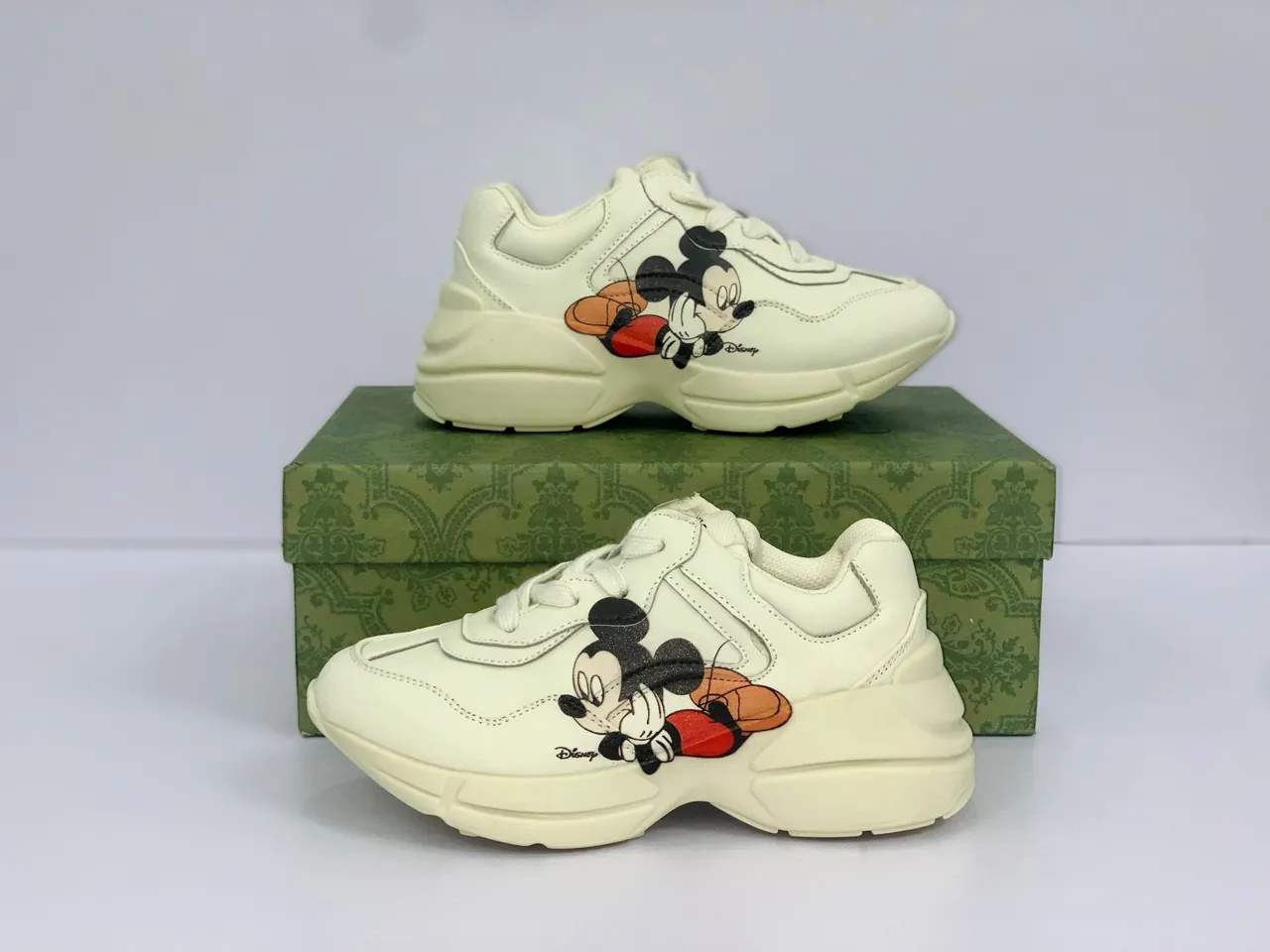 Gucci Rhyton Zapatillas Chunky con Bordado Mickey Mouse 11