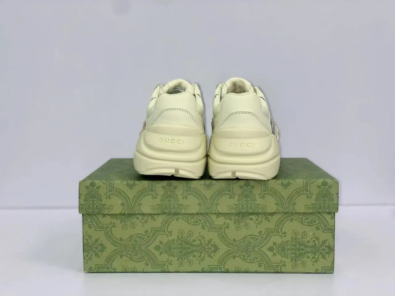 Gucci Rhyton Zapatillas Chunky con Bordado Mickey Mouse 13