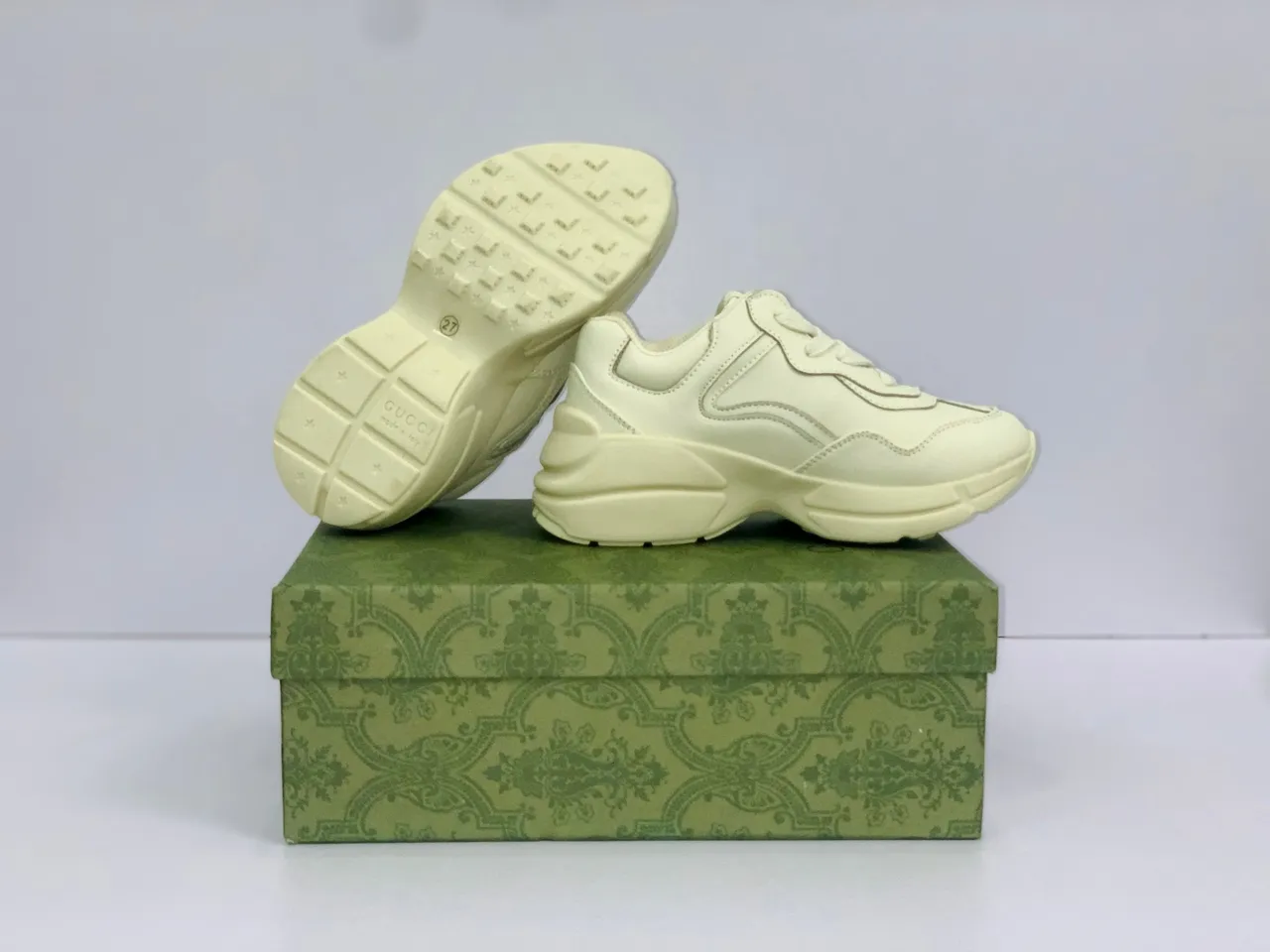 Gucci Rhyton Zapatillas Chunky con Bordado Mickey Mouse 15