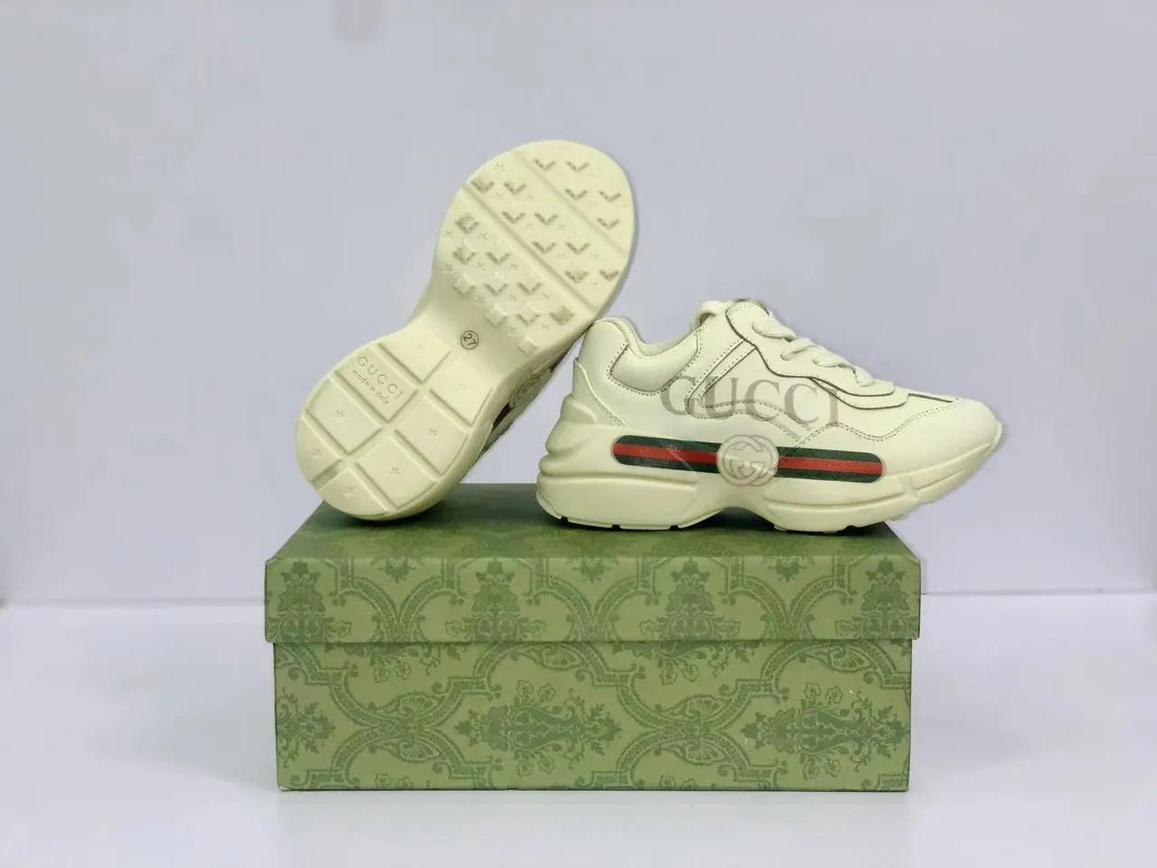 Gucci Rhyton Zapatillas Chunky con Bordado Mickey Mouse 20