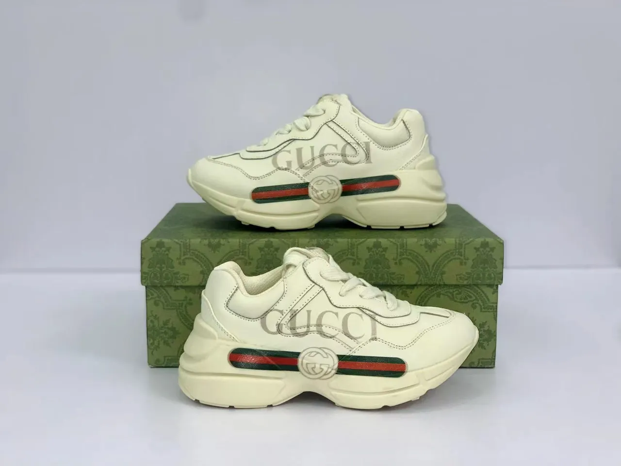 Gucci Rhyton Zapatillas Chunky con Bordado Mickey Mouse 21