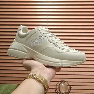 Gucci Rhyton Off-White 皮革生活方式运动鞋