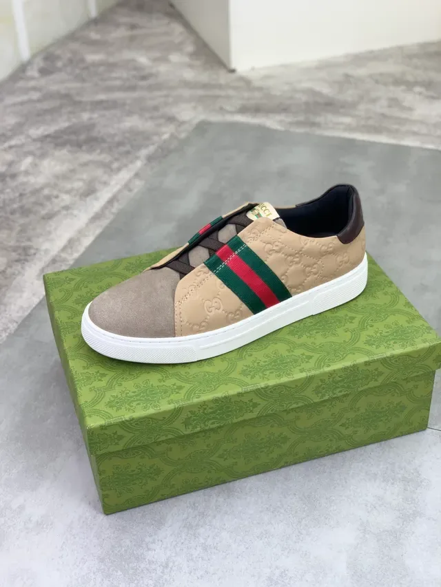 Gucci Screener 米色和灰褐色 Web Stripe 生活方式运动鞋 5