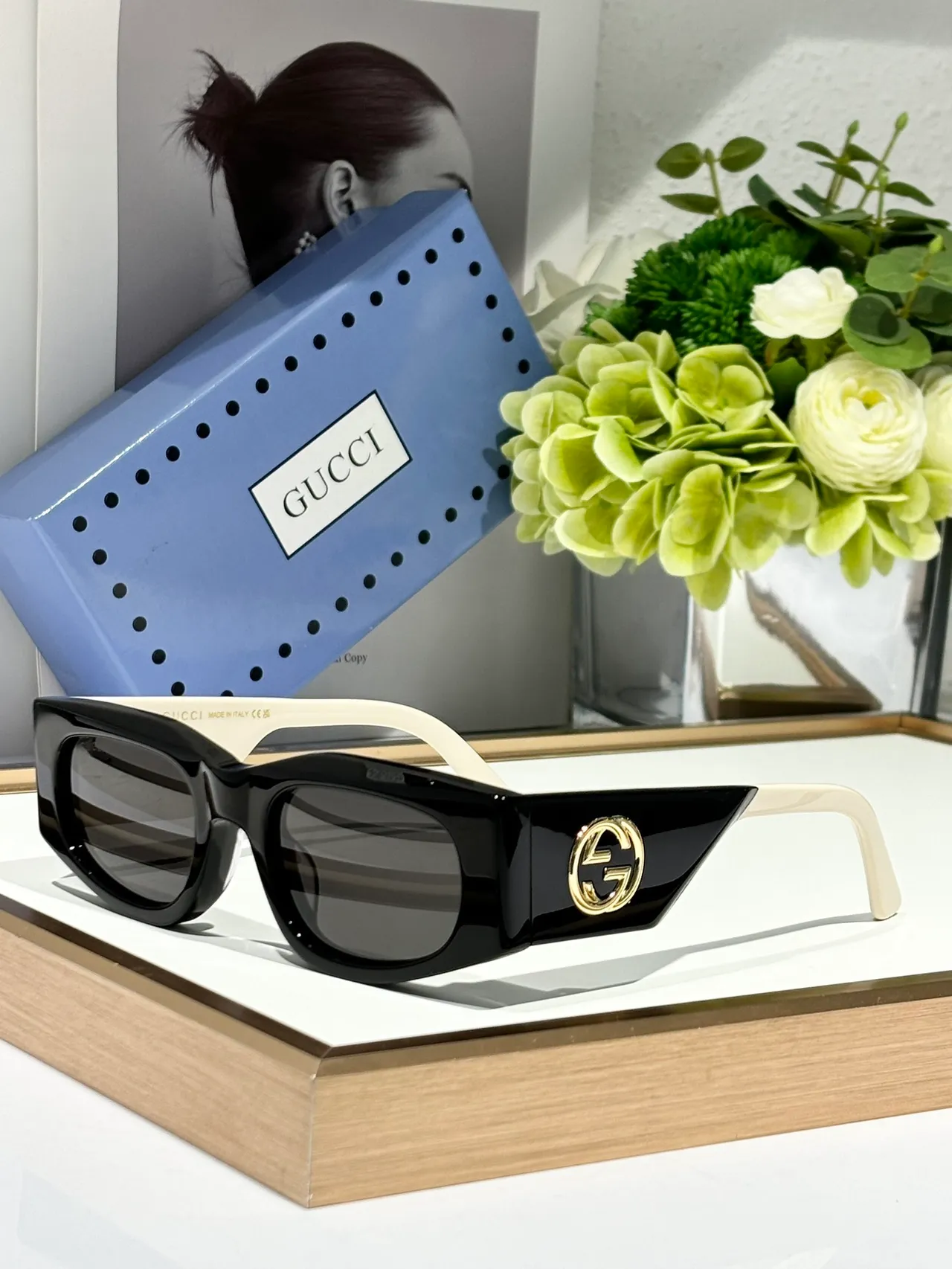 Gucci Screener কালো এবং লাল অ্যাসিটেট সানগ্লাস 9