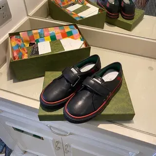 Gucci Screener 黑红皮革魔术贴搭带乐福鞋
