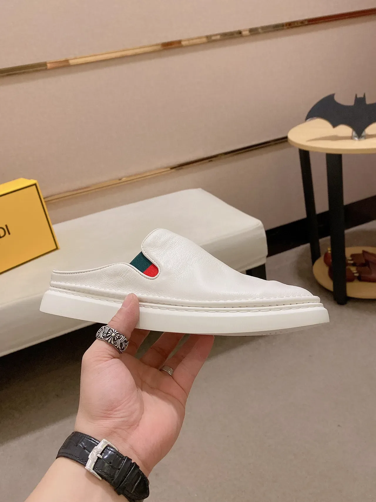 Mocasins Gucci Screener Mule Branco Vermelho Verde Web 8