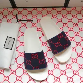 Gucci Screener Navy and Red GG Monogram Zapatillas