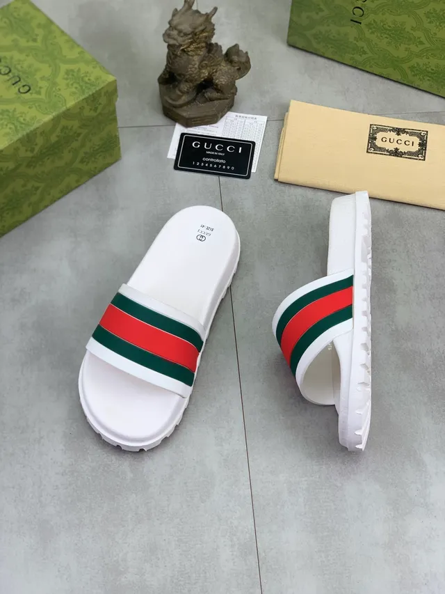 Gucci Screener Zapatilhas com listra Web em branco verde vermelho 4