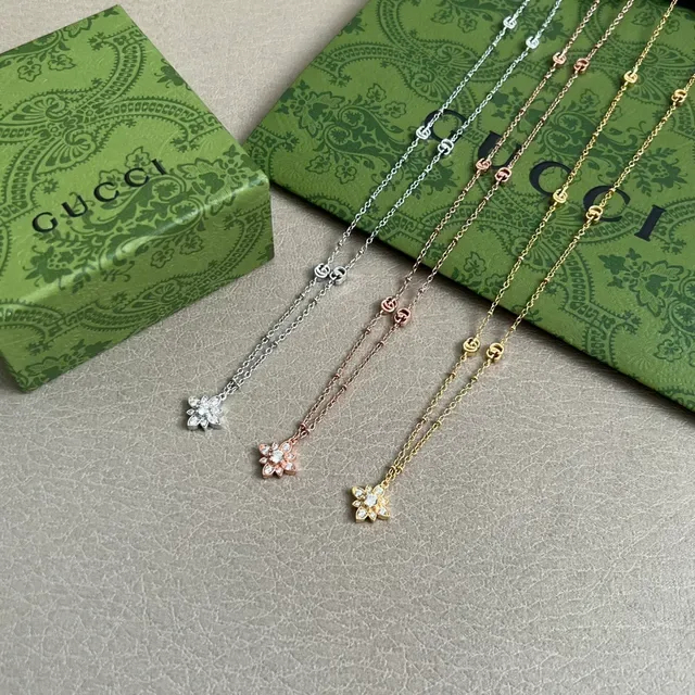 Gucci Silver Fine Chain Interlocking G Motifs Necklace 4
