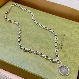 Gucci রুপো Interlocking G-Link চেইন গোল রশির কিনারা পেন্ডেন্ট নেকলেস