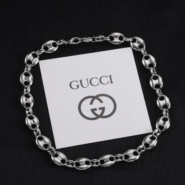 Gucci Collier Chaîne à Maillons Ovales Argentée Poli 9