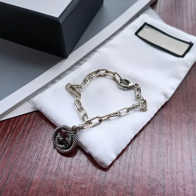 Gucci Silver Twisted Rope Chain Interlocking G Pendant Necklace 3