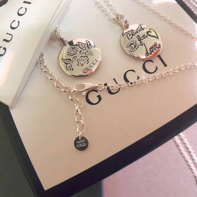 Gucci Symbolic Disc 银色抛光圆形吊坠项链 4