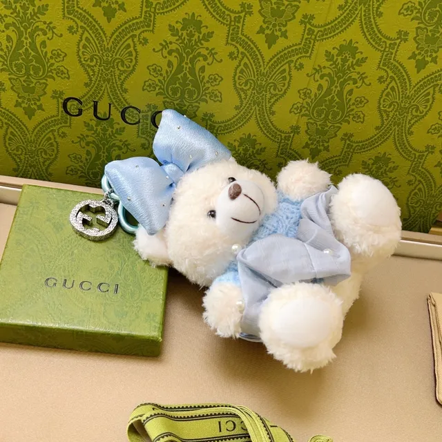 Gucci Teddy Bear सफेद नीला प्लश लाइट निट स्वेटर हैंडबैग 5