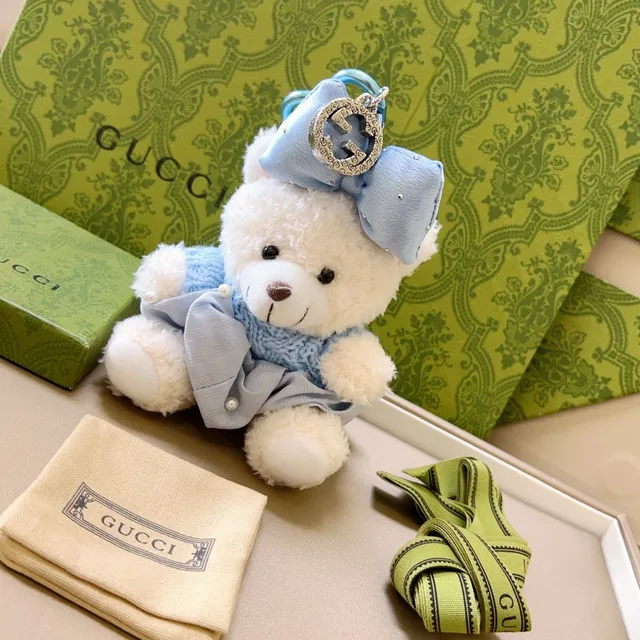 Gucci Teddy Bear सफेद नीला प्लश लाइट निट स्वेटर हैंडबैग 6