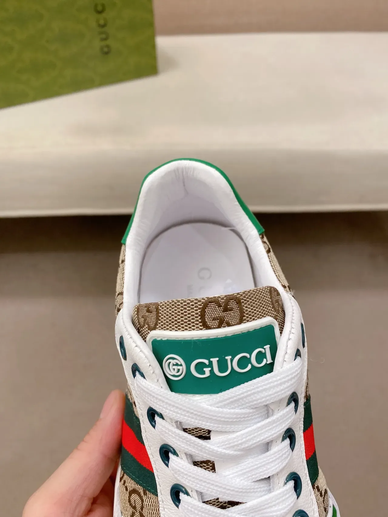 Gucci Tennis 1977 Beige GG Canvas y Cuero Blanco Zapatillas Lifestyle 3