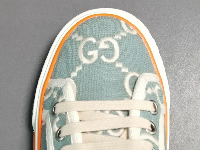 Gucci Tennis 1977 GG Monogram Canvas Web Stripe Zapatillas Lifestyle 4