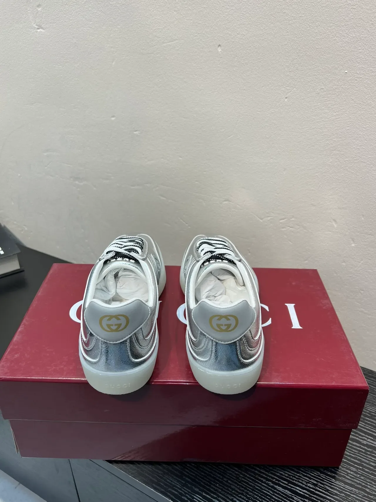 Gucci Tennis 1977 মেটালিক সিলভার লাইফস্টাইল স্নিকার 6