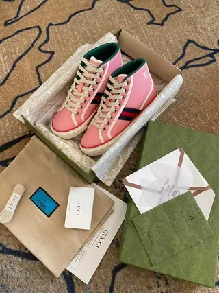 Gucci Tennis 1977 Baskets Lifestyle Rose à Rayures Web Hautes 3