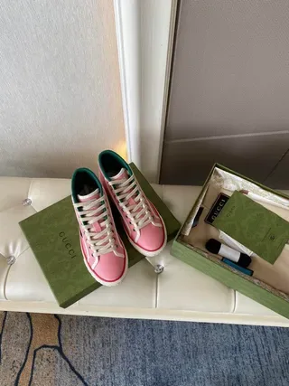 Gucci Tennis 1977 Baskets Lifestyle Rose à Rayures Web Hautes 8