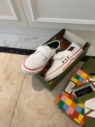 Gucci Tennis 1977 brancos vermelhos sola média faixa web listra zapatillas lifestyle 3