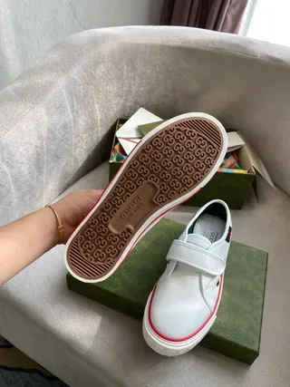 Gucci Tennis 1977 brancos vermelhos sola média faixa web listra zapatillas lifestyle 8