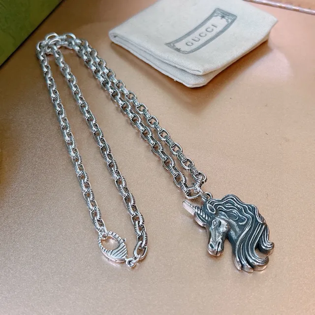 Gucci Unicorn Head Pendant Silver Chain Necklace 4