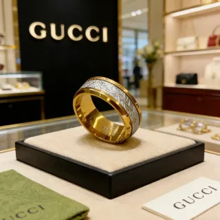 Gucci 宽边双色纹理戒指