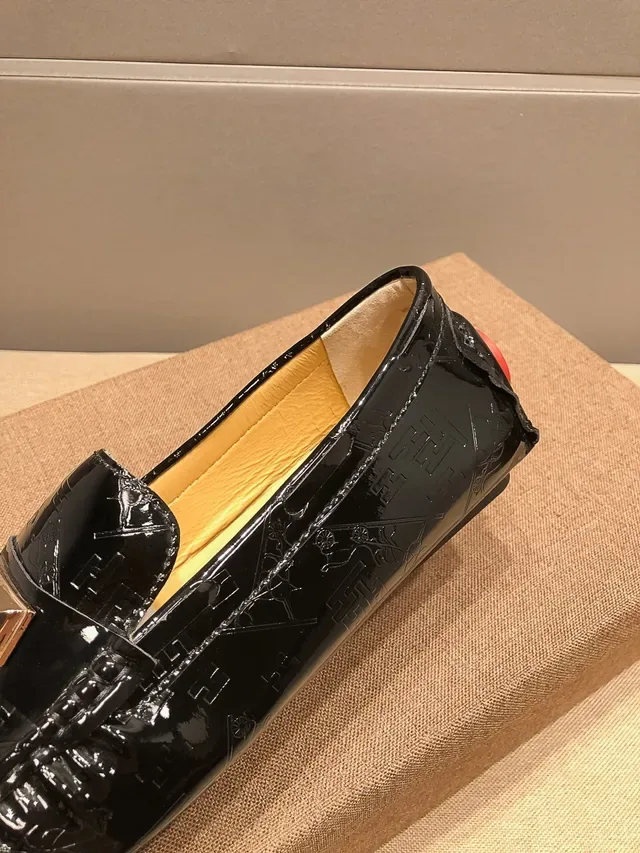 Hermès Black Gold Glossy Patent Leather Metal H-Buckle Loafer 3