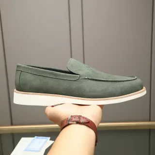 Hermès 绿白麂皮鞋面 缝线莫卡辛 V型乐福鞋