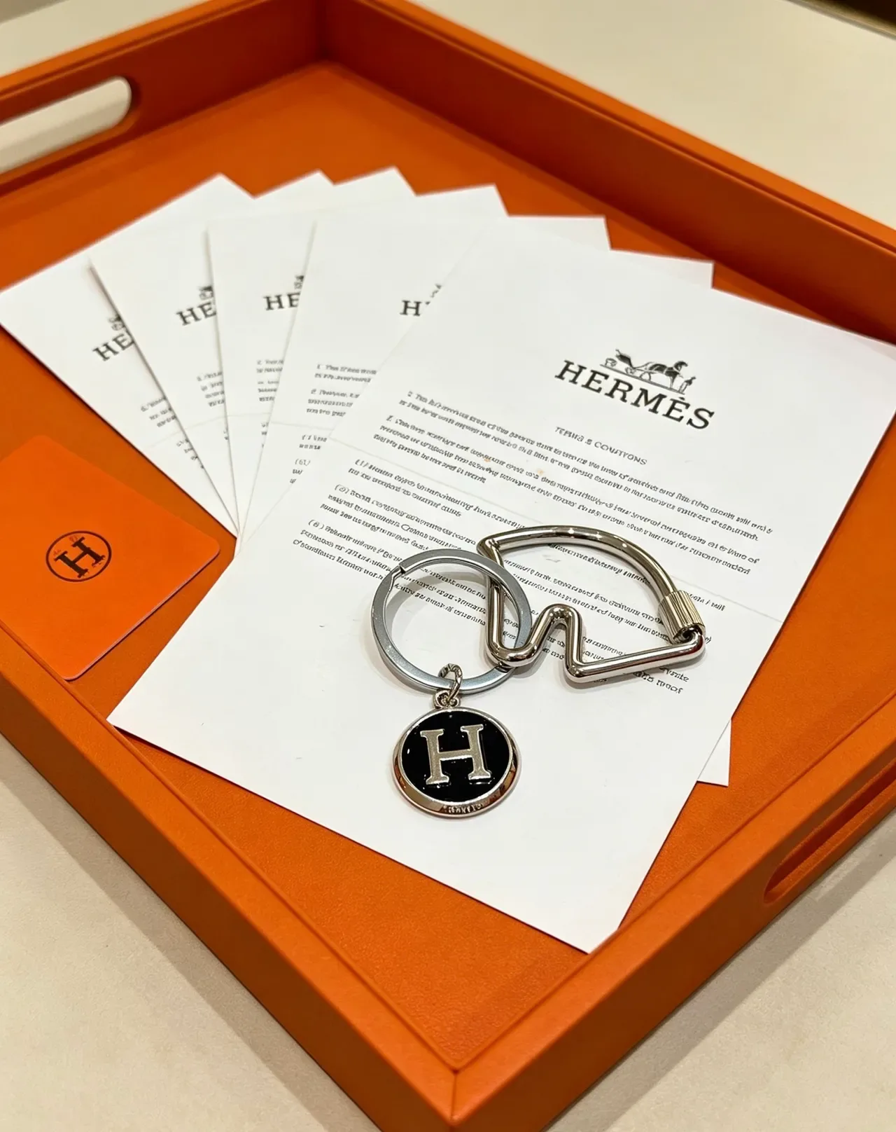 Hermès H Charm 钥匙圈 银色 黑色珐琅 手链 5