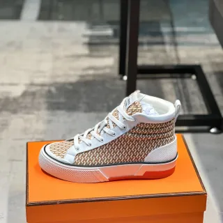 Hermès H Cut জ্যোমেট্রিক প্যাটার্ন বেইজ এবং সাদা লাইফস্টাইল স্নিকার্স