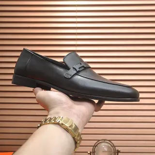 Hermès H Loafer 黑色皮革乐福鞋