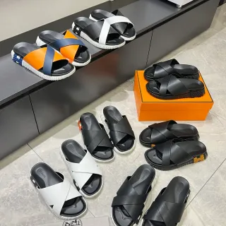 Hermès Oran 交叉带凉拖鞋